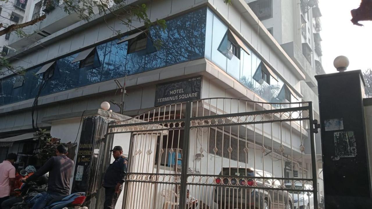 Terminus Square Hotel Kurla Bagian luar foto