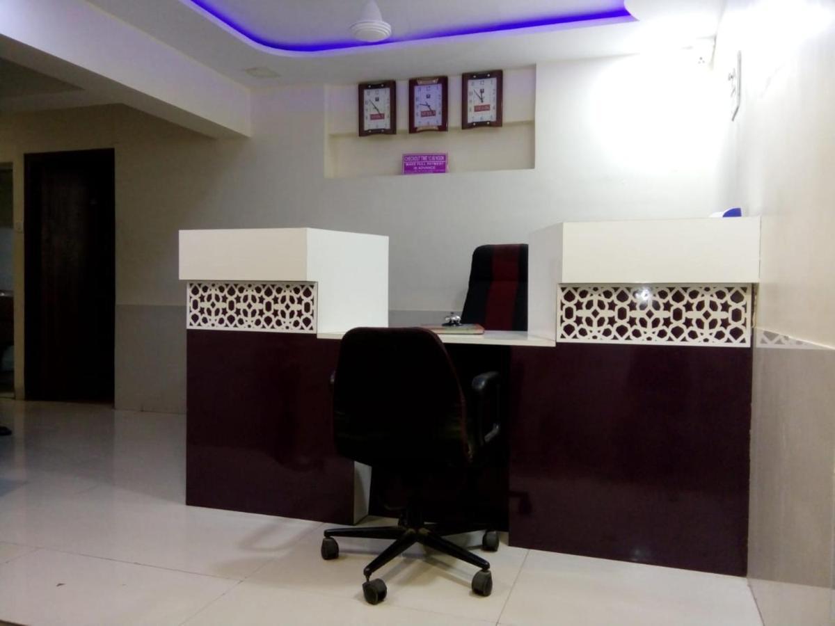 Terminus Square Hotel Kurla Bagian luar foto